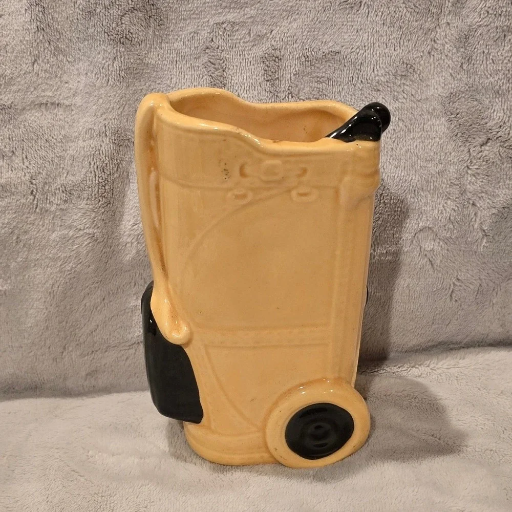 Vintage Mr Ceramics Golf Bag Planter Vase Tan Black Made in USA 8229 Novelty